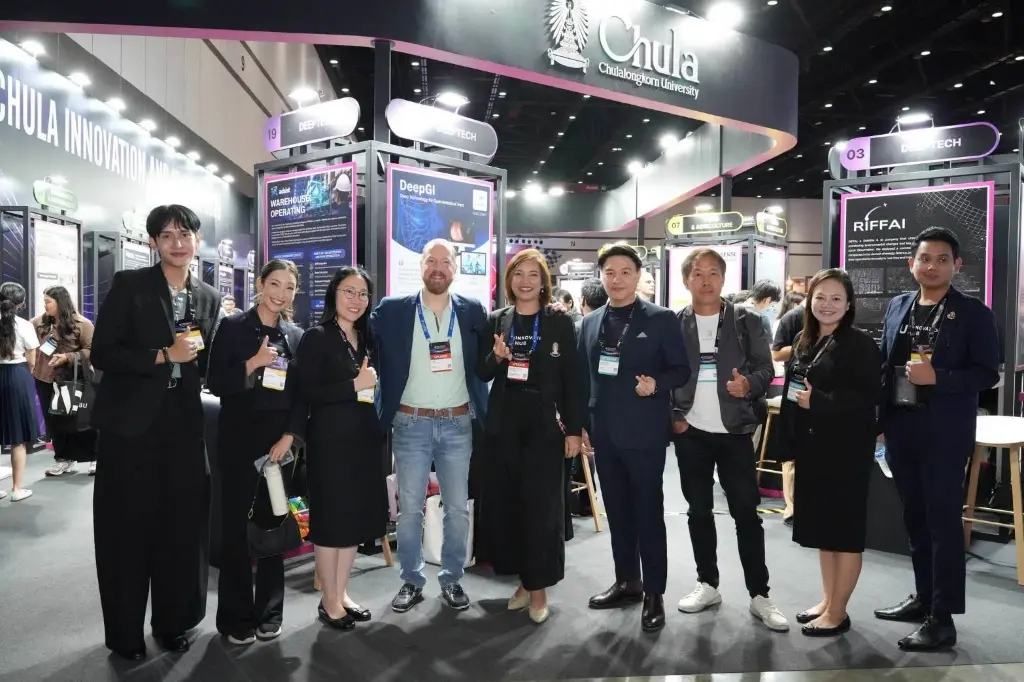 Chulalongkorn University Pavilion Delegation